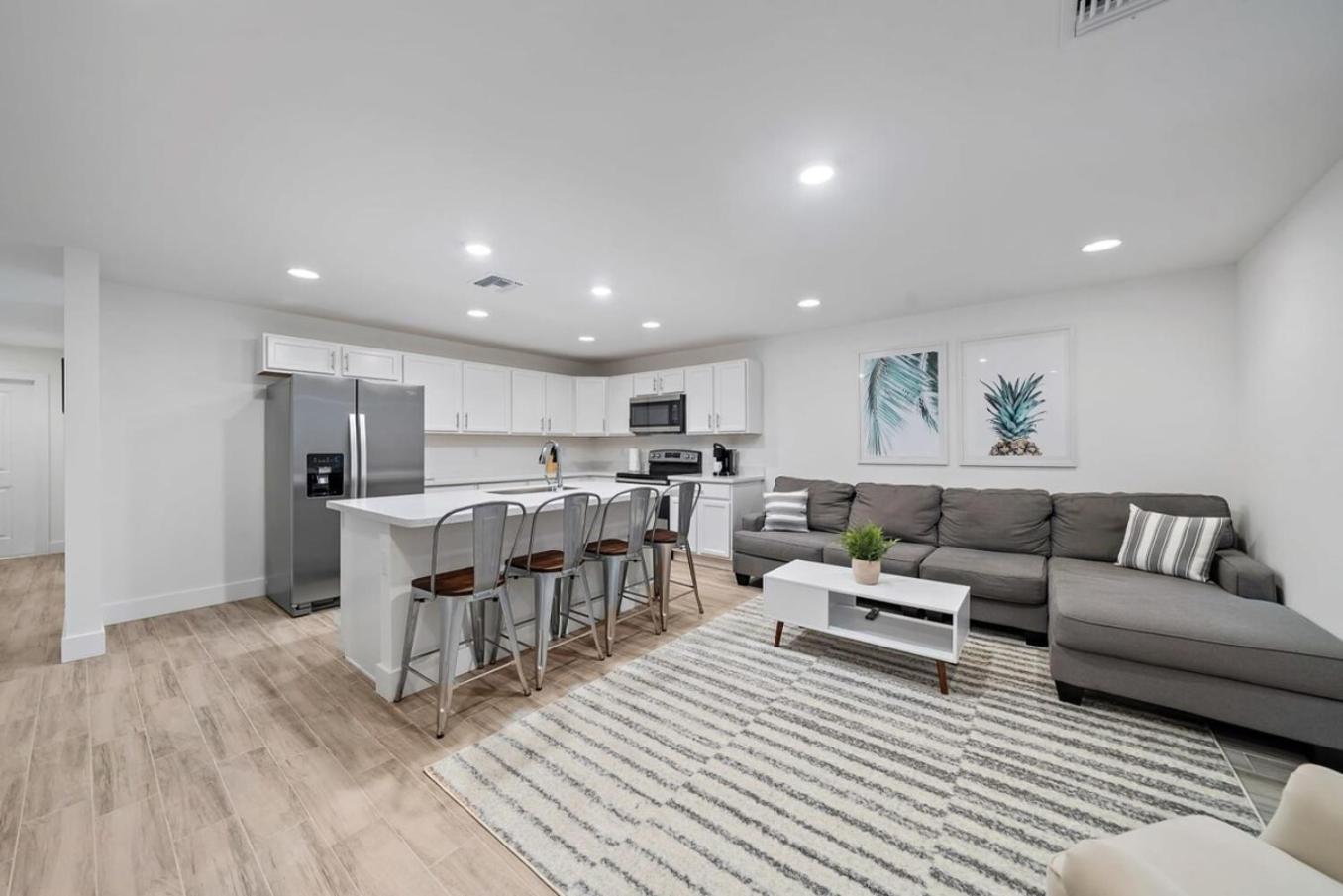 New! Few Minutes To Downtown, 10 To The Beach! West Palm Beach Kültér fotó